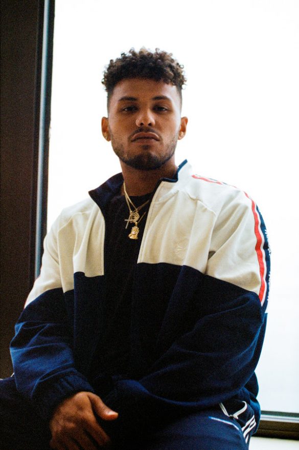 The Chicago rapper released his highly anticipated QUARTERTHING project in September of this year, his first LP in 2 years. Executive produced by Nate Fox, Nico Segal and Peter Cottontale the project features The RZA, The GZA, Rayvn Lenae and CDot Honcho w/ production from Knox Fortune, Thelonious Martin, Smoko Ono, Nez & Rio among others. Joey recently spoke to Bridget Hustwaite on triple j's Goodnights following the addition of his QUARTERTING track "Elastic" to full rotation at the station. STREAM / BUY / DOWNLOAD 'QUARTERTHING' 'QUARTERTHING' Tracklisting: 1. 24/k Gold/Sanctified ft. Rayvn Lenae (prod by Thelonious Martin) 2. God Body pt. 2 ft The RZA (prod by DJ Khalil) 3. Hallelujah (prod by Nate Fox) 4. Elastic (prod by Nez & Rio) 5. Aw Sh*t! (prod by Knox Fortune & DJ Taye) 6. QUARTERTHING (prod by Knox Fortune) 7. Paint Thinner (prod by Smoko Ono & Garren Langford) 8. Look @ My Wrist ft. CDot Honcho (prod by Smoko Ono) 9. 2012 (prod by Knox Fortune) 10. Fessional/Diamonds Dancing ft. Queen Key (prod by Nez & Rio) 11. Karl Malone (prod by Nez & Rio) 12. Bag Talk (prod by Nez & Rio) 13. LeBron James (Thelonious Martin) 14. In The Morning ft. The GZA CONNECT WITH JOEY PURP